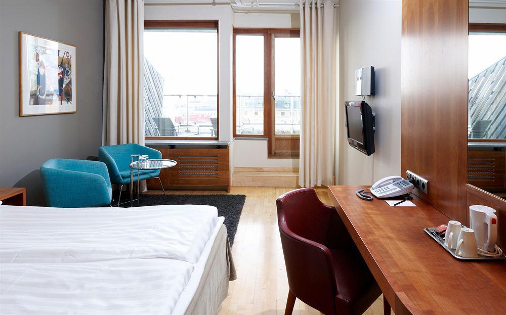 Scandic Crown Hotel 4*